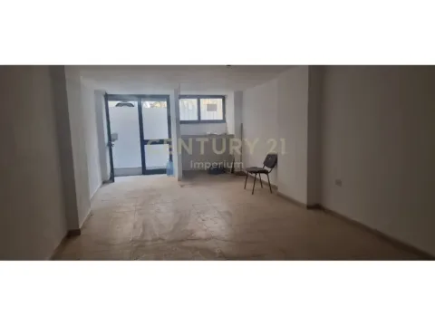 Tirane, shitet ambjent biznesi , 42 m² 113.000 € (Myslym Shyri)