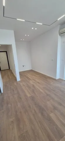 Tirane, shitet apartament 1+1 Kati 5, 143.000 € (Rruga Fadil Bodinaku)
