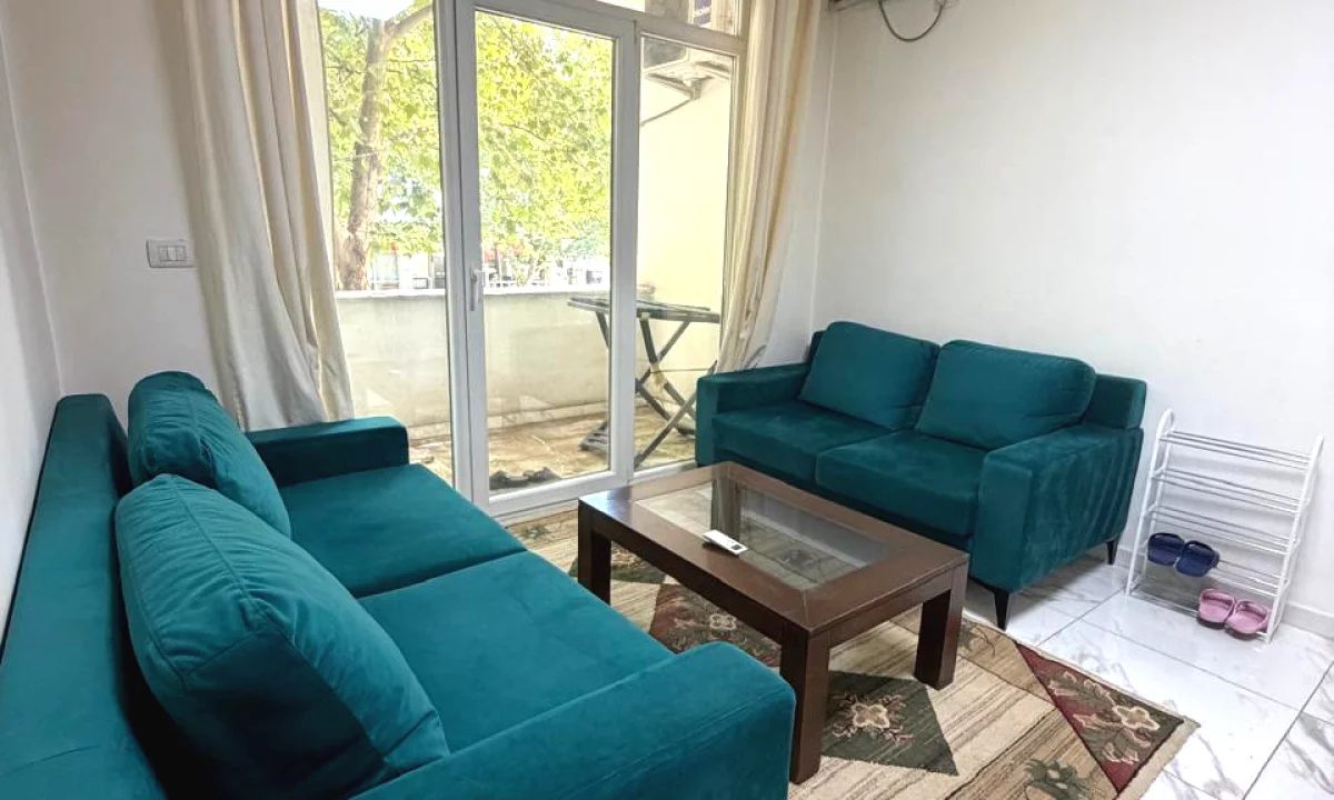 🏢Rruga Dibres ,prane “Fakultetit te Mjeksise “ jepet me qera apartament 2+1, i mobiluar 60,000 Leke