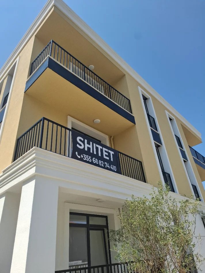 Tirane, shitet apartament 2+1+Ballkon Kati 1, 85 m² (Sauk i Vjeter)