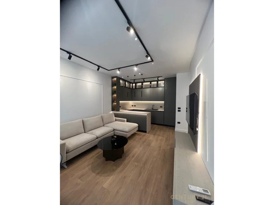 Tirane, jepet me qera apartament 2+1+Aneks+Ballkon Kati 8, 90 m² 1.000 € (Kompleksi Erli)