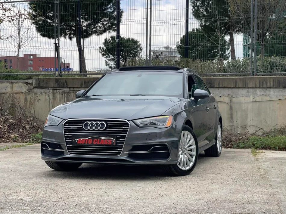 Tirane, shes makine AUDI A3 E TRON PLUG IN HYBRID Benzin, gri e erret automatik Klima 171.000 km