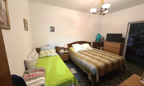 🏡 Apartament 2+1 per Shitje – Blloku i Ambasadave