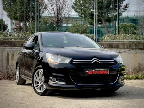 Tirane, shes makine Citroen C4 Nafte, e zeze automatik Klima 218.000 km 5.6MIL LEKE