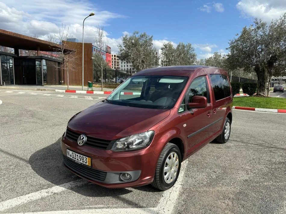 Tirane, shes makine VOLKSWAGEN CADDY 1.6 Nafte, vishnje manuale Klima