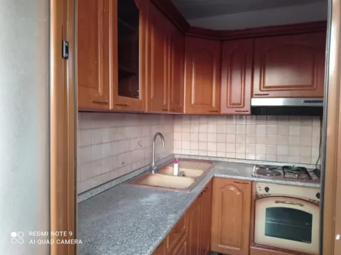 Tirane, shitet apartament 1+1+Ballkon Kati 4, 53 m² 125.000 € (RRUGA E ELBASANIT)