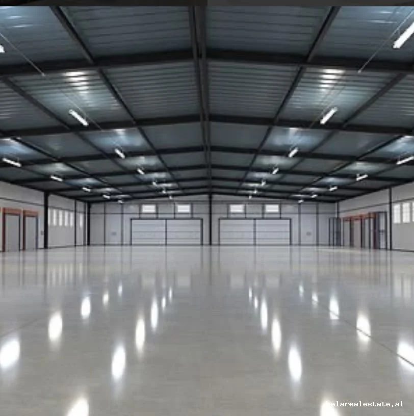 Tirane, jepet me qera magazine Kati 0, 1.200 m² 1.600 € (Vore)