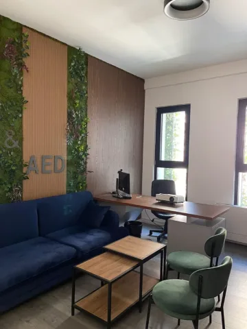 Tirane, jepet me qera zyre Kati 4, 133 m² 950 € (Square 21 | Arlis Construction | Rr. e Kavajës)