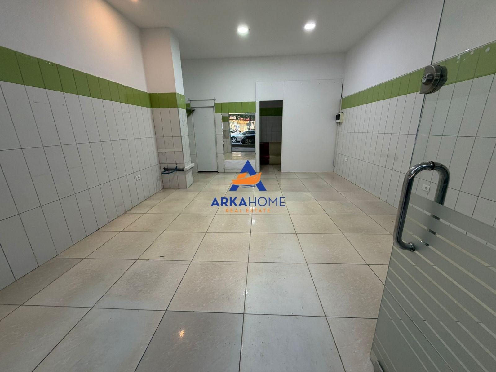 SHITET AMBIENT BIZNESI 50 M2 " RRUGA LONI LIGORI ASTIR " 200