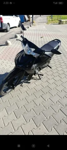 Tirane, shitet Lifan , e zeze 35000 Leke