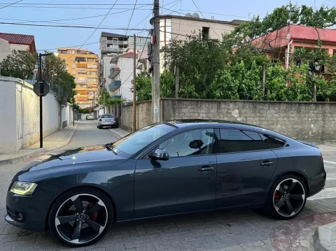 AUDI A5