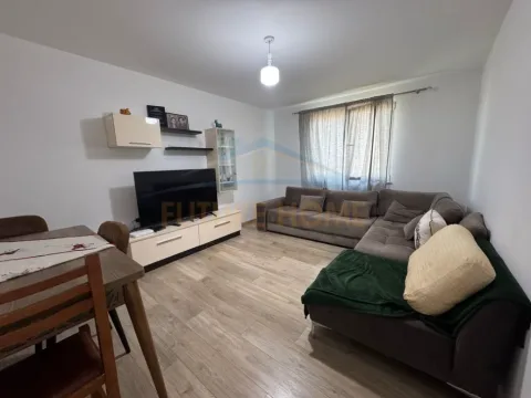 Tirane, shitet apartament 1+1 Kati 4, 59 m² 129.000 € (BULEVARDI BAJRAM CURRI)
