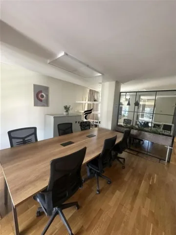 Tirane, jepet me qera Kati 6, 140 m² 3.800 € (BLLOKU)