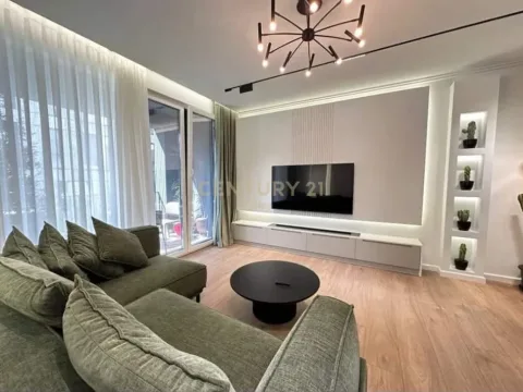 Tirane, jepet me qera apartament 3+1+Aneks+Ballkon , 140 m² 2.000 €