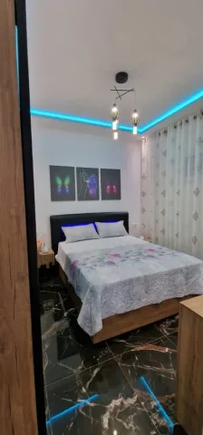 Tirane, shitet truall , 306 m² 400.000 € (QSUT)