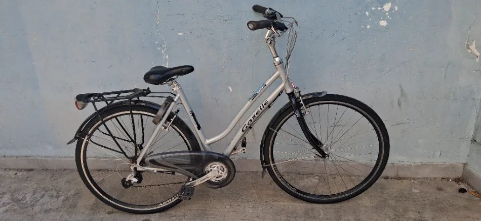 Tirane, oferte biciklete 26 e argjendtë 200 €