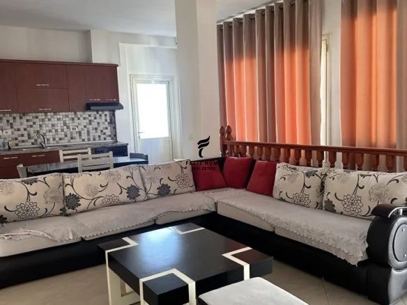 Tirane, jepet me qera apartament 2+1+Ballkon Kati 3, 145 m² 500 € (JORDAN MISJA)