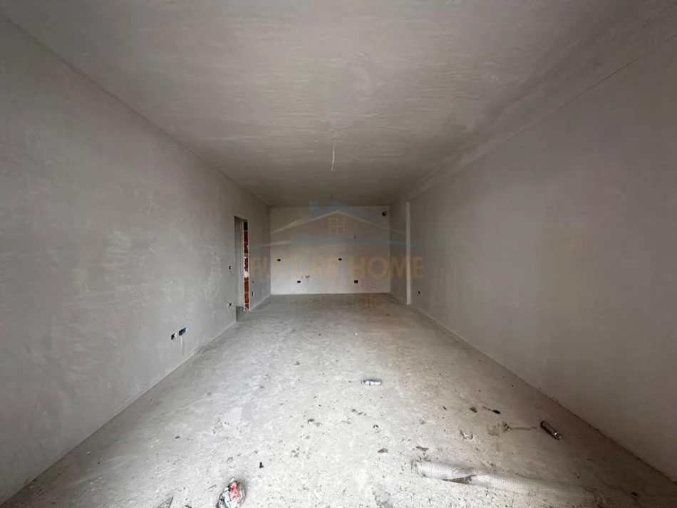 Tirane, shitet apartament 2+1 , 106 m² 117.000 € (Paskuqan)