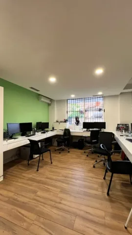 Tirane, shitet ambjent biznesi Kati 0, 97 m² 330.000 € (Rruga e Kavajës)