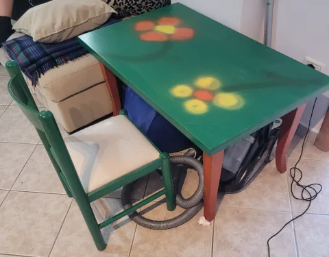 Tirane, shes Tavolinë druri Ardeno për fëmijë 60 €