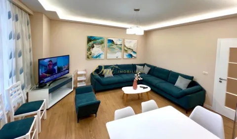 Tirane, jepet me qera apartament 1+1 Kati 6, 60 m² 620 € (ISH TREGU ELEKTRIK)
