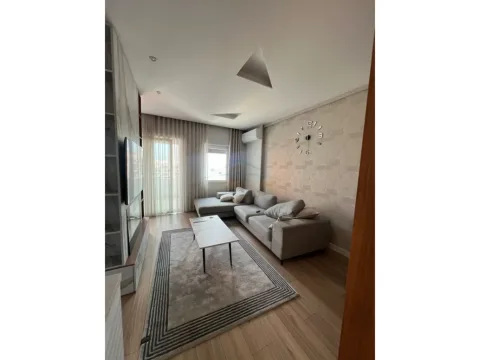 Tirane, shitet apartament 2+1 Kati 9, 102 m² 300.000 € (Rruga Bill Klinton)