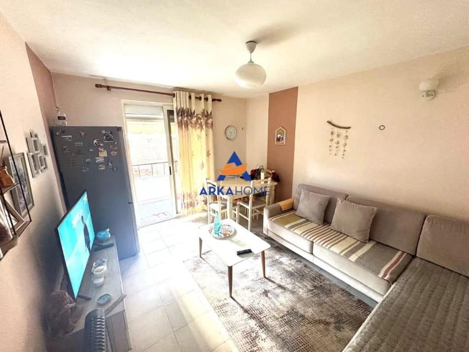 SHITET APARTAMENT 2+1 "NE BLLOK" 289.000 EURO