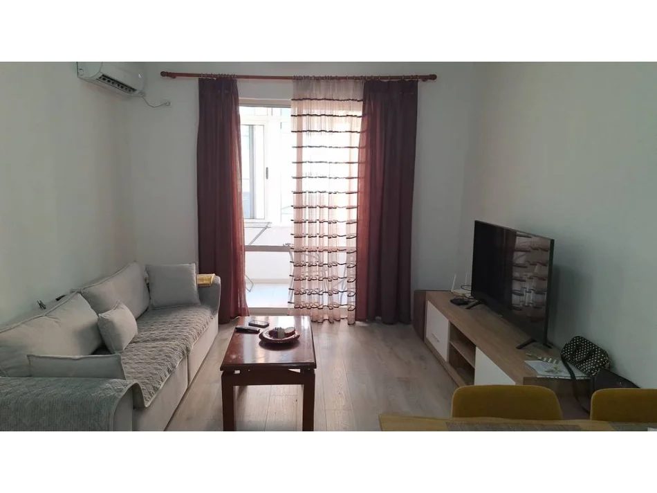 Tirane, jepet me qera apartament 2+1 Kati 3, 107 m² 68.000 € (rruga e kavajes)