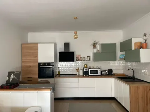 Tirane, jepet me qera apartament 1+1 Kati 5, 70 m² 600 € (DON BOSKO)