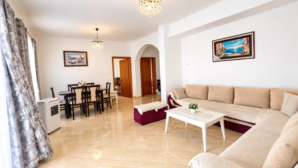 🔥🏡 Jepet me qera apartament 2+1+Ballkone per 500 euro/muaji 📍 Astir, Vila L
