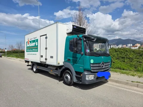 Tirane, shitet Frigorifer Mercedes benz atego 818, Nafte, automatik Kondicioner 290.000 km 20.000 €
