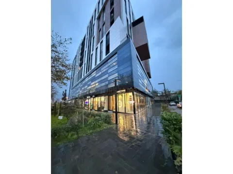 Shitet ambjent biznesi Kati 0, 122 m² 400.000 € Rruga e Kavajes, perballe Birra Tirana