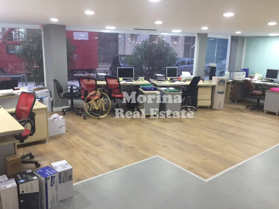 Tirane, shitet ambjent biznesi Kati 1, 330 m² 660.000 € (Kodra e Diellit)