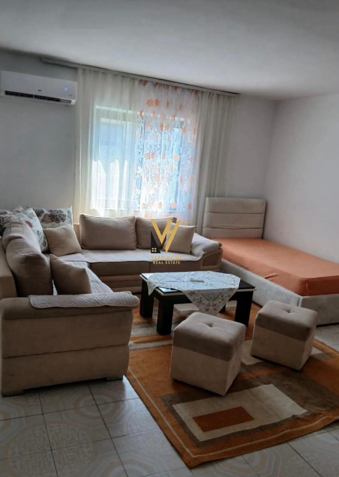 JEPET APARTAMENT 1+1 ME QERA NE VASIL SHANTO 60.000 LEKE