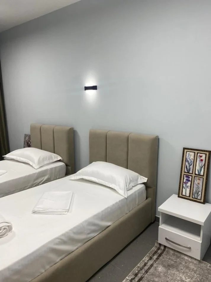 Tirane, jepet me qera garsonier Kati 2, 30 m² 500 € (RRUGA E KAVAJES)