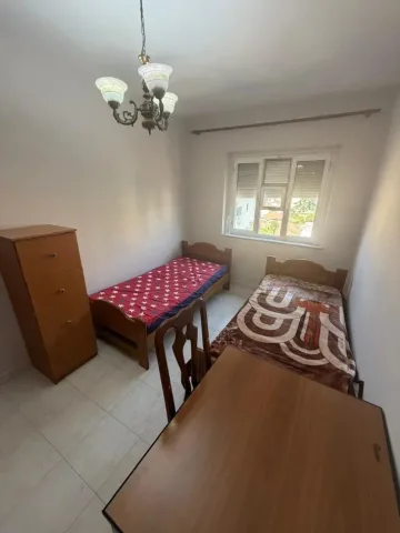 Tirane, jepet me qera apartament 3+1 Kati 6, 110 m² 550 € (Qender Tirane)