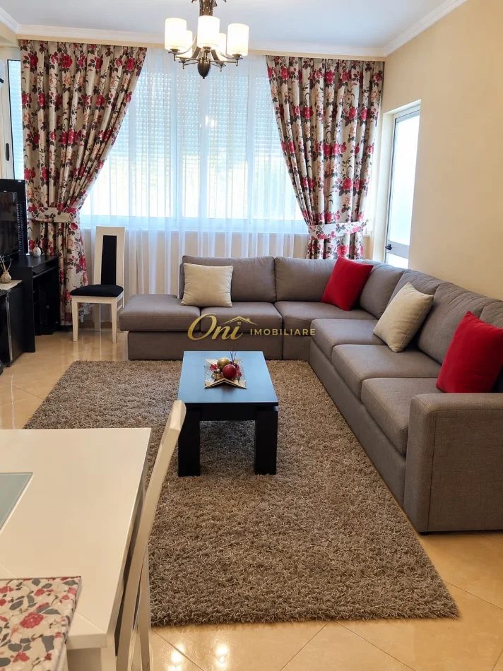 Tirane, shitet apartament 1+1 Kati 7, 60 m² 125.000 € (RRUGA KONGRESI I MANASTIRIT)