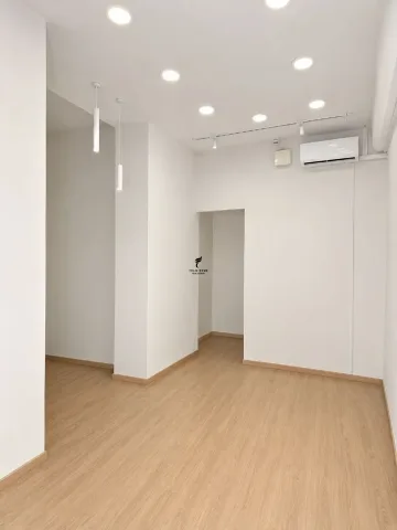 Tirane, jepet me qera dyqan Kati 0, 30 m² 1.500 € (MYSLYM SHYRI)