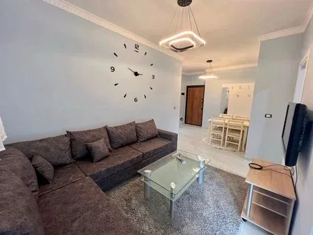 Tirane, shitet apartament 1+1+Ballkon Kati 2, 66 m² 132.000 € (rruga 5 maji)