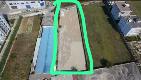 Tirane, jepet toke me qera , 2.000 m² (PRUSH)