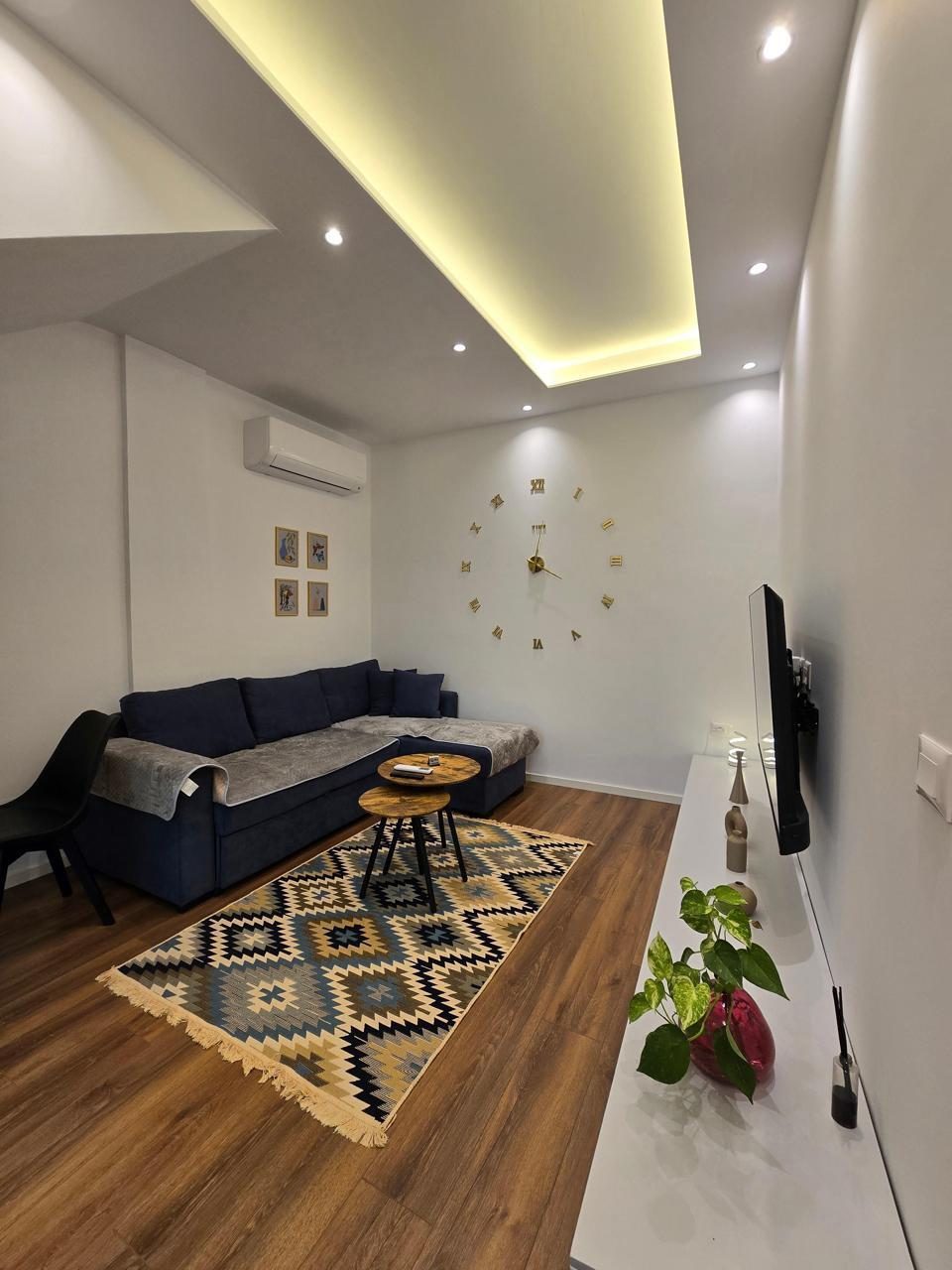 JEPET APARTAMENT ME QERA 1+1 RRUGA E DURRESIT