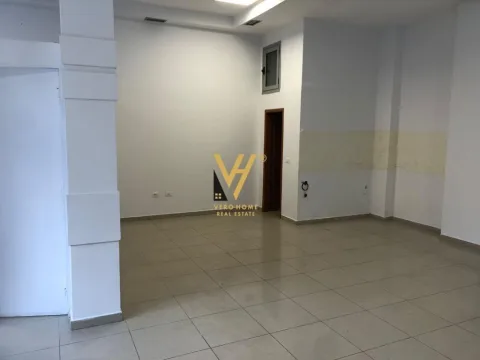 SHITET DYQAN 100M2 TE BRRYLI 270.0000 EURO