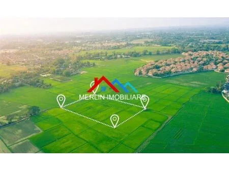 SHITET TOKE 5.000 M2 NE MARIKAJ-VORE