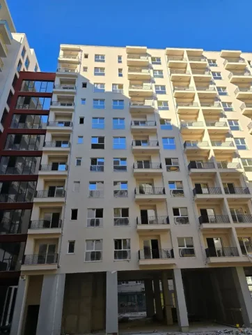 Tirane, shitet apartament 1+1 Kati 2, 72 m² 132.000 € (Kompleksi aura)