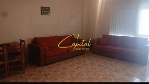 Tirane, jepet me qera apartament 1+1 Kati 3, 35 m² 600 € (MYSLYM SHYRI)