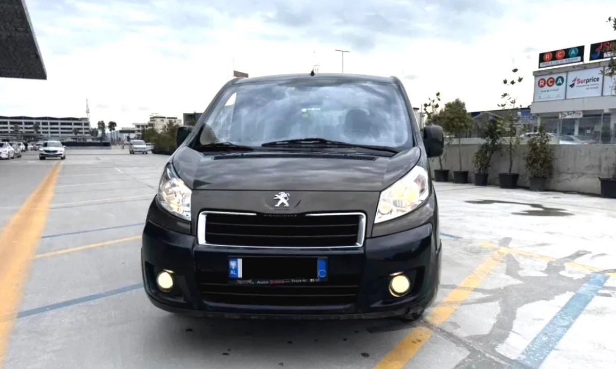 Furgon me qera ne Rinas Tirane - Peugeot 8 vende manuale 2016 duke filluar nga 55 euro dita