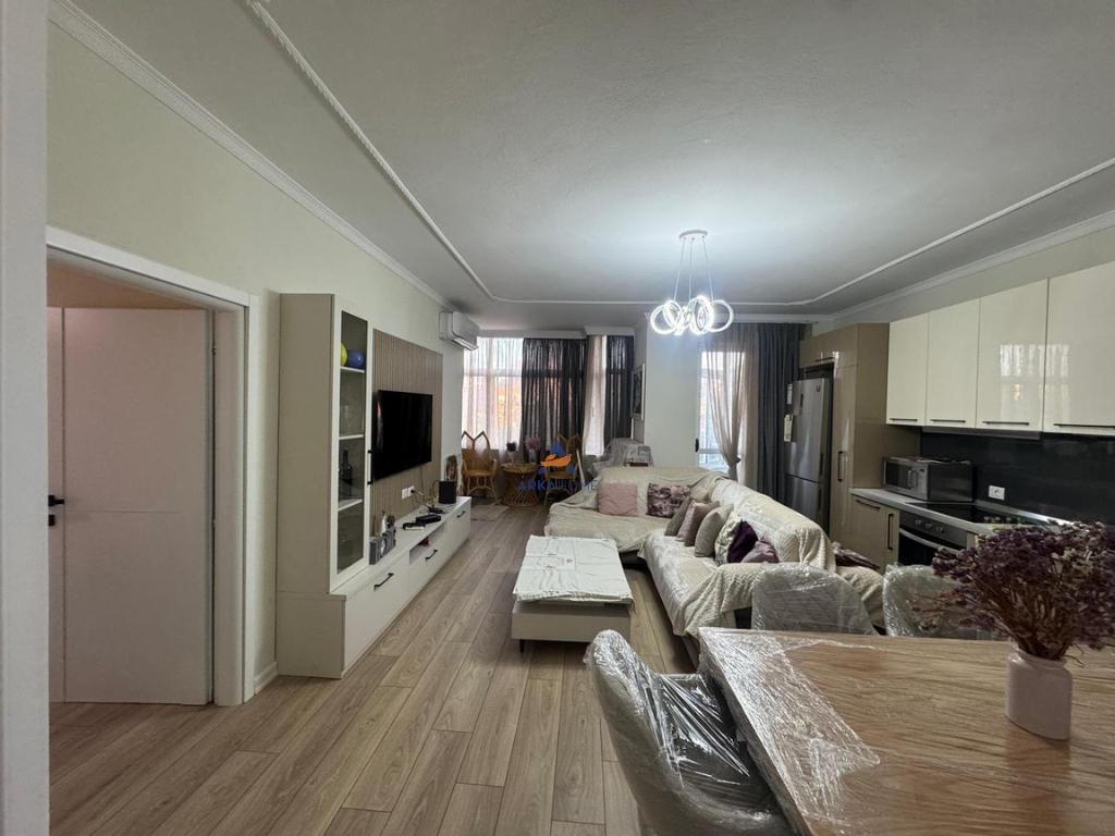 JEPET ME QERA APARTAMENT 3+1+2+BALLKONE "RRUGA NJAZI DEMI,TE