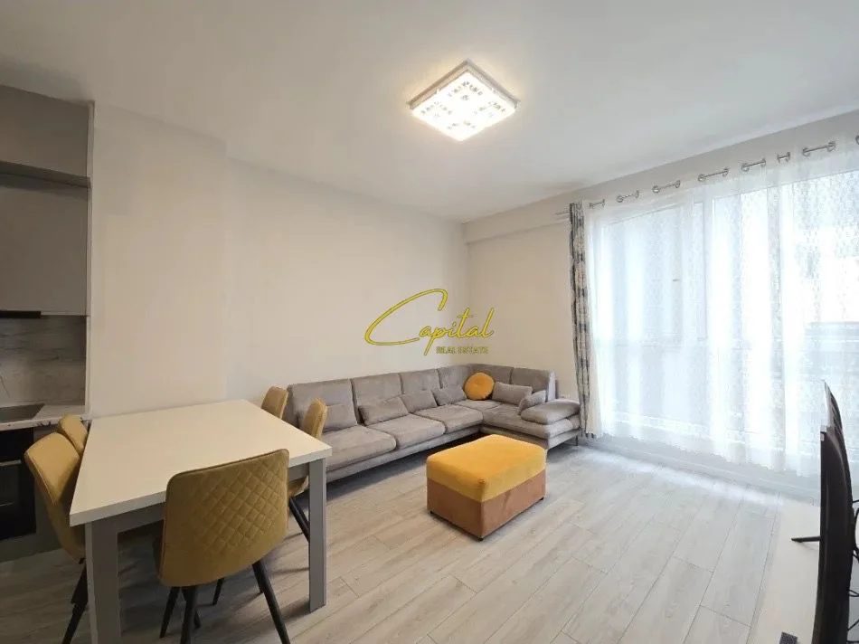 Tirane, jepet me qera apartament 1+1 Kati 5, 70 m² 700 € (KOMUNA E PARISIT)