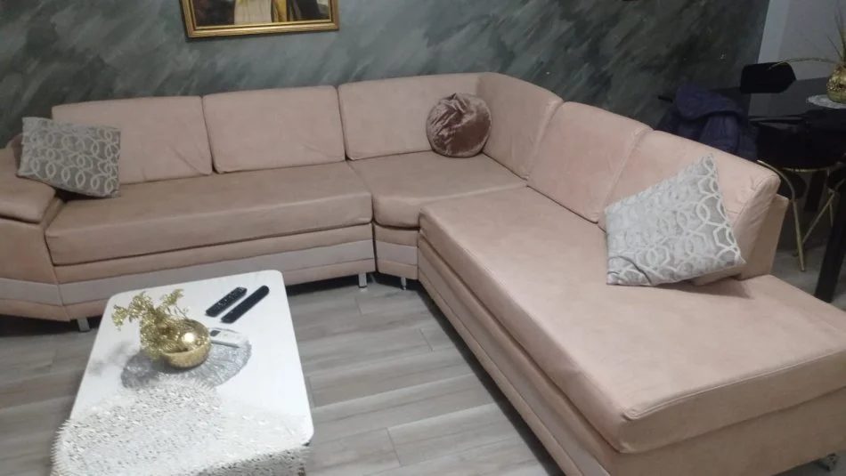 Shitet kënd 300×250