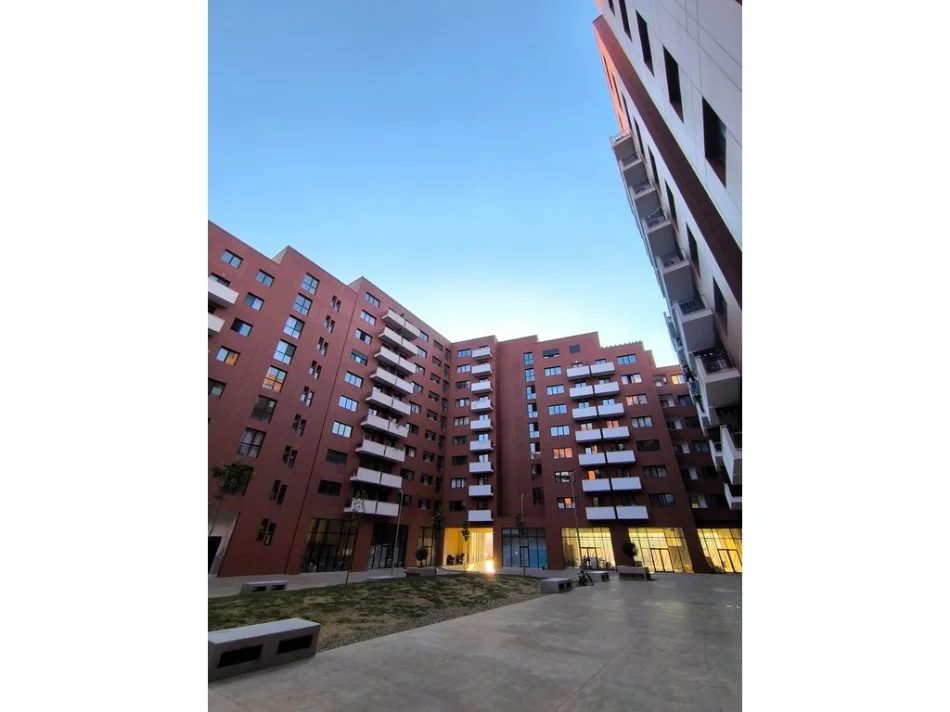 Tirane, shitet apartament 1+1+Ballkon Kati 9, 81 m² 118.000 € (Unaza e Re)
